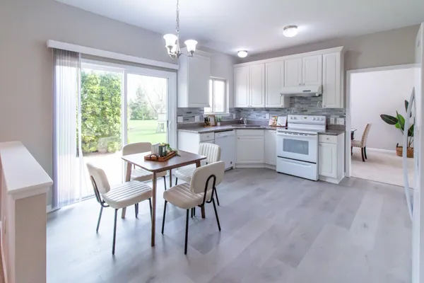 $580,000 | 2445 Cliffside Court, Ann Arbor, MI 48103