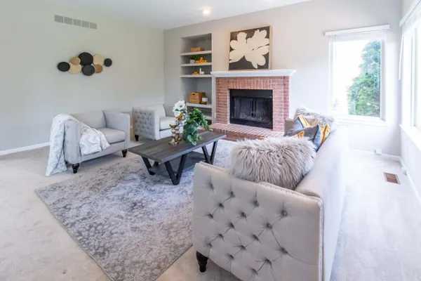 $580,000 | 2445 Cliffside Court, Ann Arbor, MI 48103