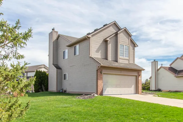 $580,000 | 2445 Cliffside Court, Ann Arbor, MI 48103