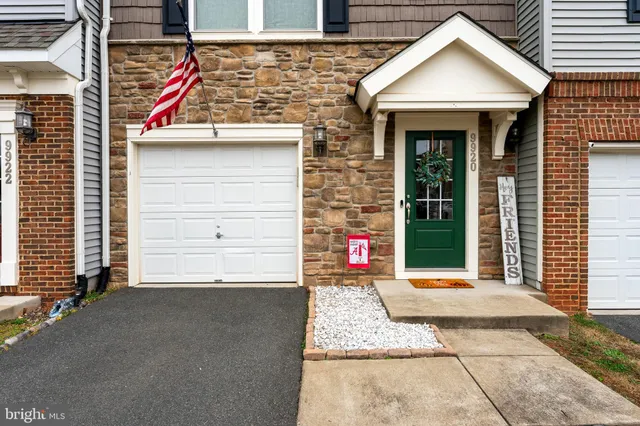 a view of a house with outdoor space