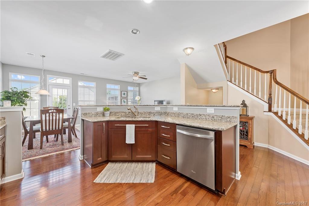6226 Rockefeller Lane, Unit 6226 Charlotte, NC 28210 - Photo 3 of 23 Gallery Image 3