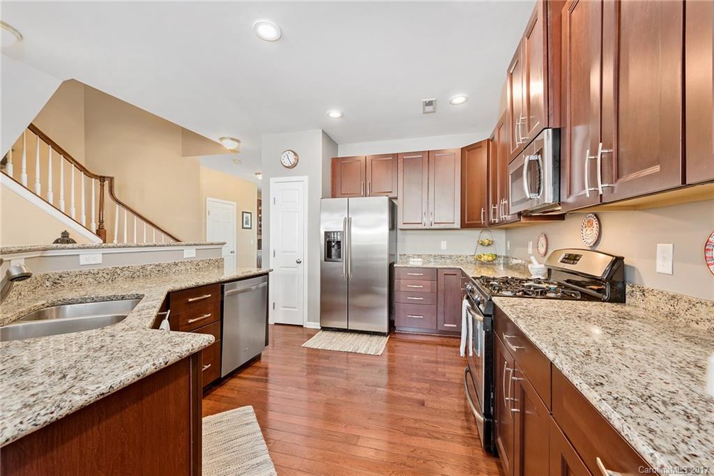 6226 Rockefeller Lane, Unit 6226 Charlotte, NC 28210 - Photo 4 of 23 Gallery Image 4