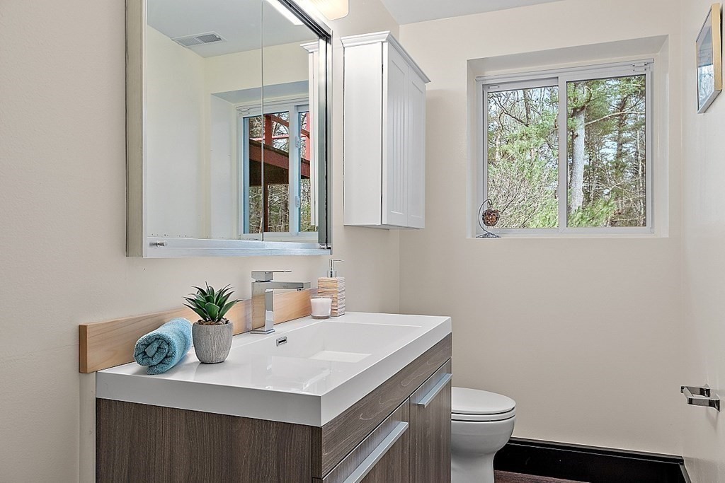 496 Heald Road Carlisle, MA 01741 - Photo 37 of 42 Gallery Image 37