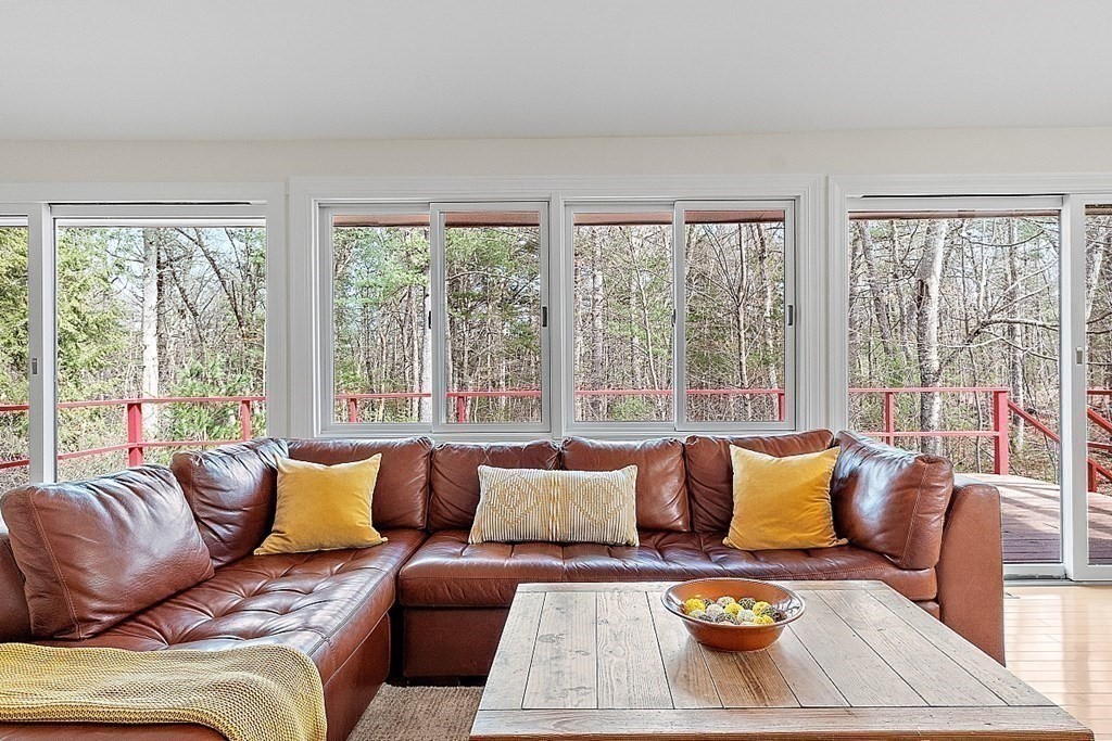 496 Heald Road Carlisle, MA 01741 - Photo 7 of 42 Gallery Image 7