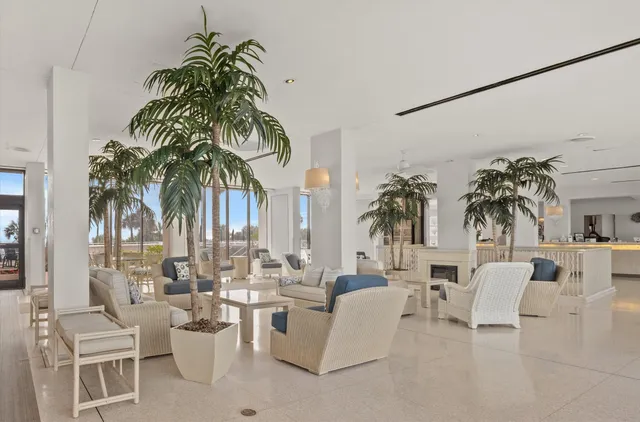 $816,000 | 1401 East Beach Drive, Unit 805/06, Galveston, TX 77550