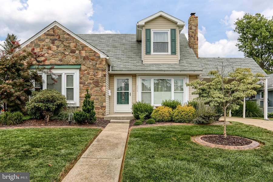 204 Norman Road Camp Hill, PA 17011 - Photo 1 of 25