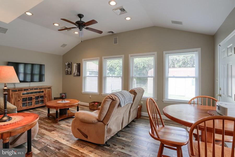 204 Norman Road Camp Hill, PA 17011 - Photo 12 of 25