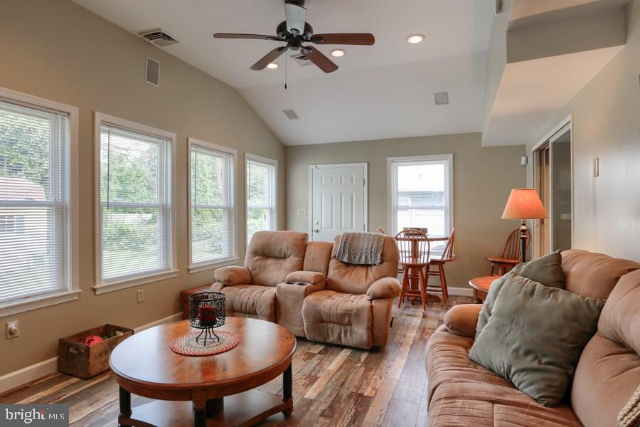 204 Norman Road Camp Hill, PA 17011 - Photo 13 of 25