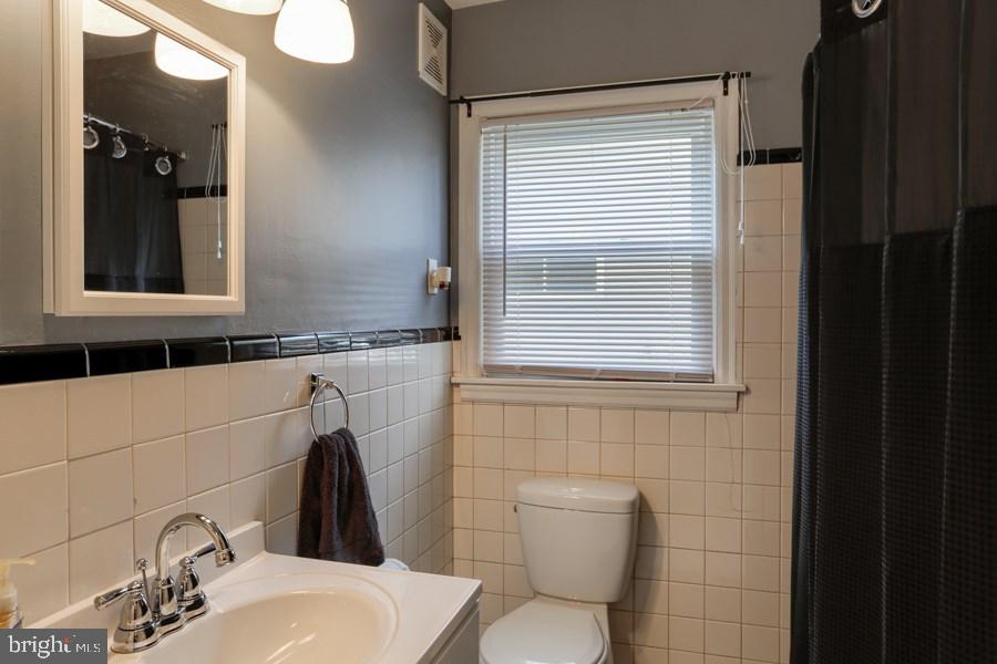 204 Norman Road Camp Hill, PA 17011 - Photo 16 of 25