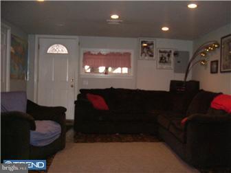 3135 Birch Road Philadelphia, PA 19154 - Photo 2 of 12