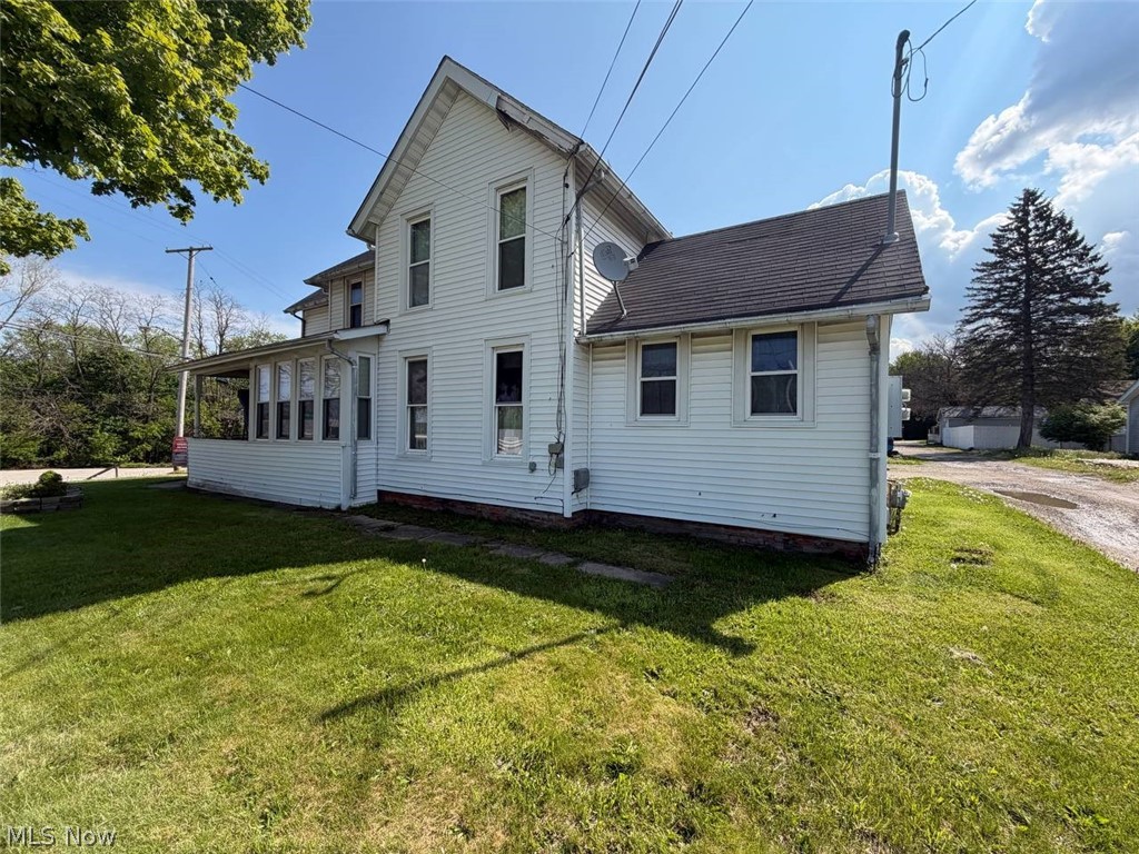 830 Bunker Hill Road Ashtabula, OH 44004 - Photo 2 of 20