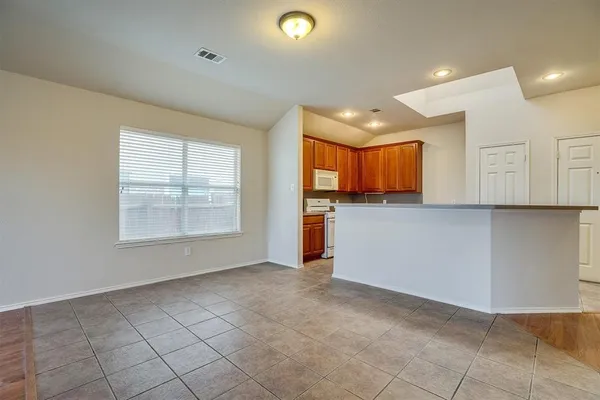$2,095 | 9804 Westmere Lane, Fort Worth, TX 76108
