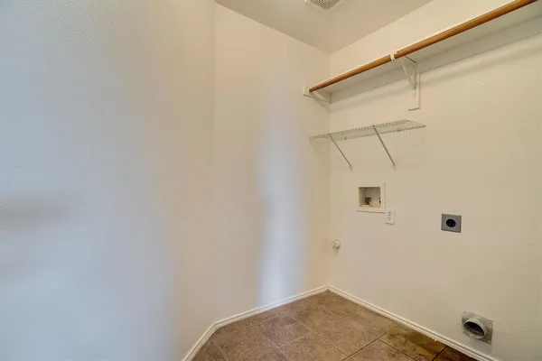 $2,095 | 9804 Westmere Lane, Fort Worth, TX 76108