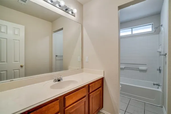 $2,095 | 9804 Westmere Lane, Fort Worth, TX 76108