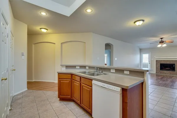 $2,095 | 9804 Westmere Lane, Fort Worth, TX 76108