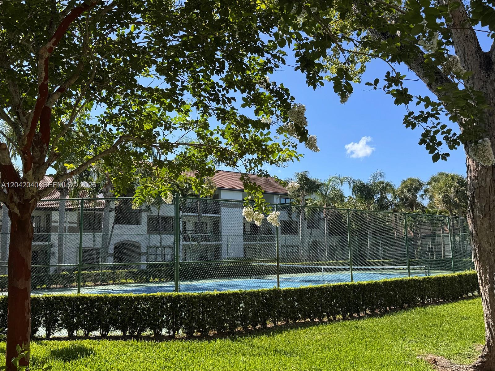 550 South Park Road, Unit 188 Hollywood, FL 33021 - Photo 2 of 13