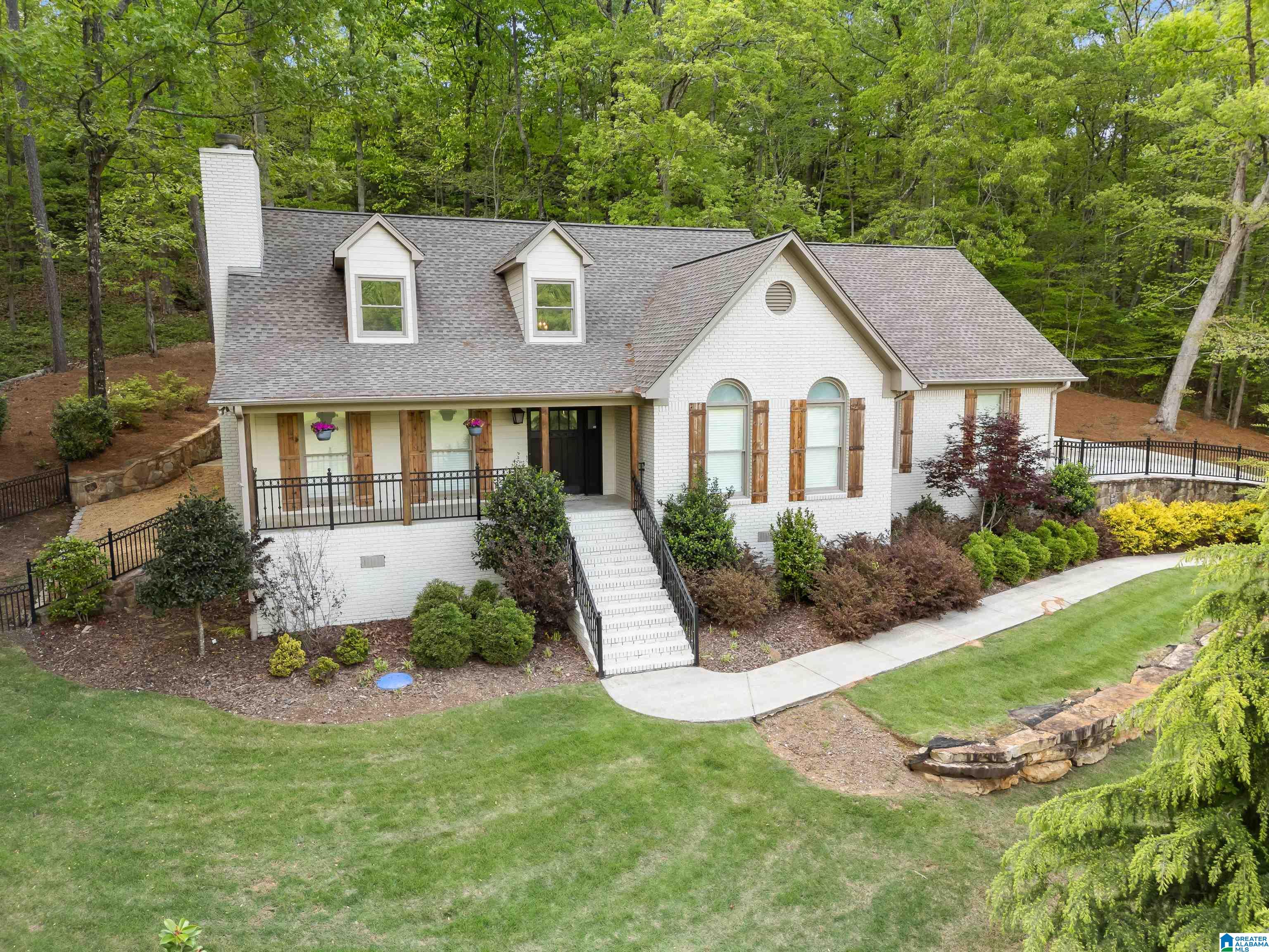885 Heritage Road Oneonta, AL 35121 - Photo 1 of 38
