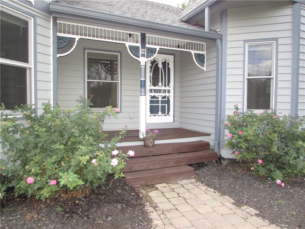 7050 Mendenhall Road Camby, IN 46113 - Photo 4 of 44