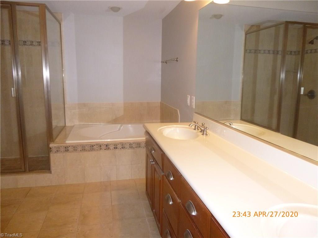 5909 Ballinger Road, Unit B Greensboro, NC 27410 - Photo 16 of 29 Gallery Image 16