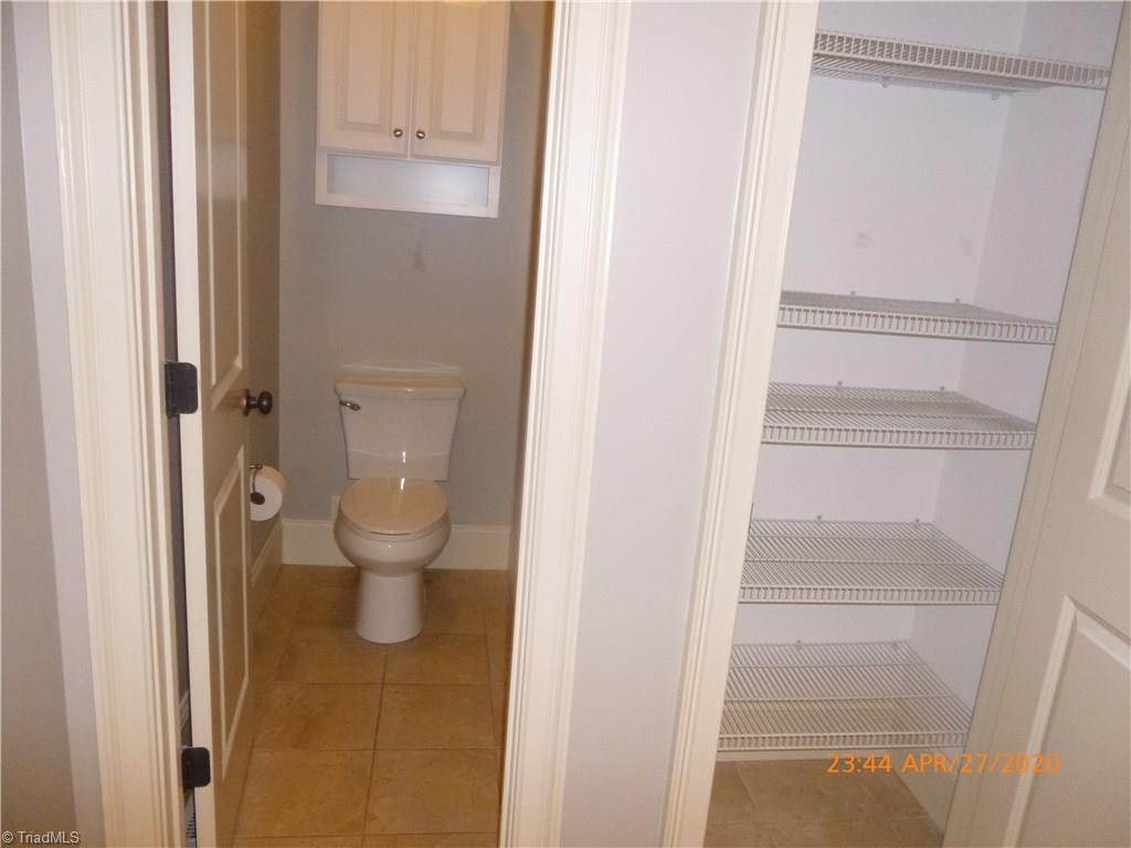 5909 Ballinger Road, Unit B Greensboro, NC 27410 - Photo 17 of 29 Gallery Image 17