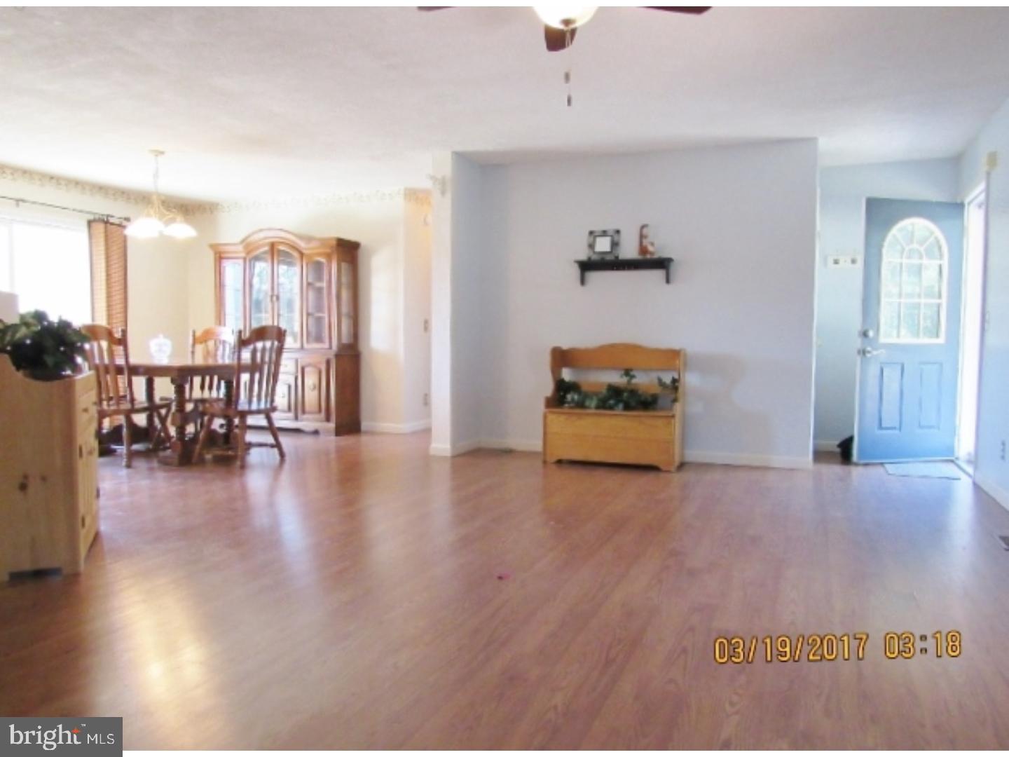 324 Smith Road Millville, NJ 08332 - Photo 3 of 25 Gallery Image 3
