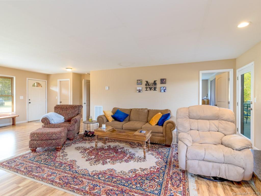 331 Butler Mill Road Harmony, NC 28634 - Photo 6 of 31 Gallery Image 6