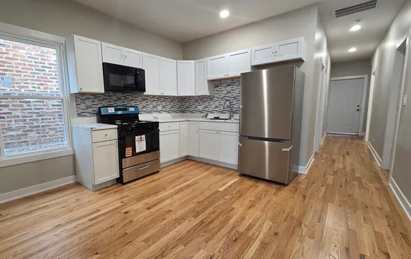 $519,300 | 3516 West Polk Street, Chicago, IL 60624