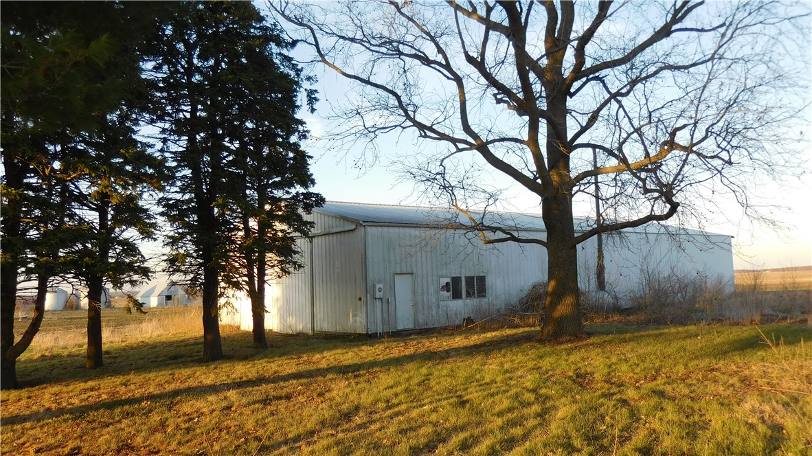2371 North 1860 East Road Ridge Farm, IL 61870 - Photo 3 of 19