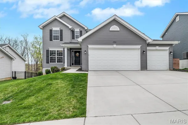 $539,900 | 17481 Wyman Ridge Drive, Eureka, MO 63025