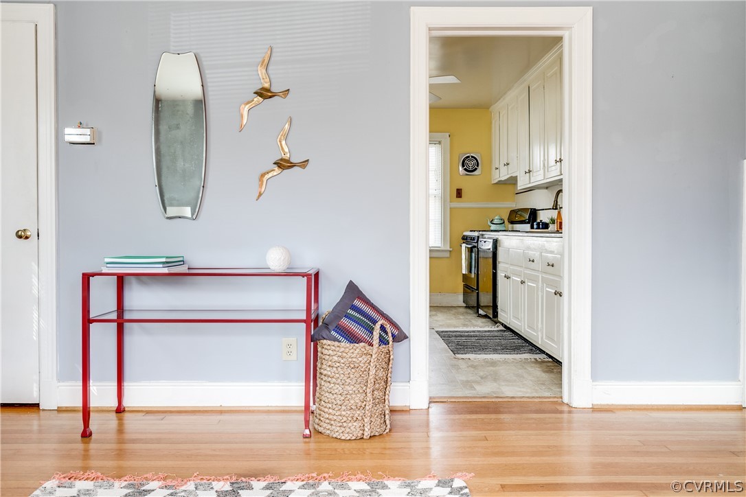 1706 Seddon Road Richmond, VA 23227 - Photo 8 of 27 Gallery Image 8