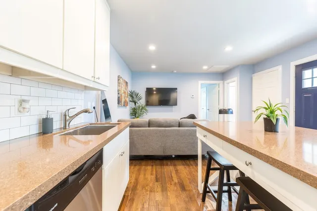 $1,495 | 1919 Lombardy Street, Unit A, Houston, TX 77023