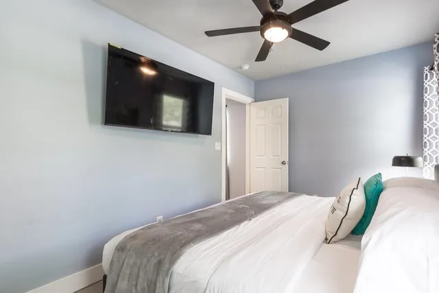 $1,495 | 1919 Lombardy Street, Unit A, Houston, TX 77023