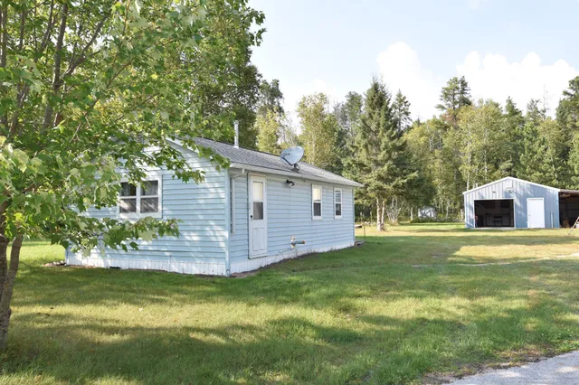 $225,000 | 627 School Forest Road Southwest, Baudette, MN 56623