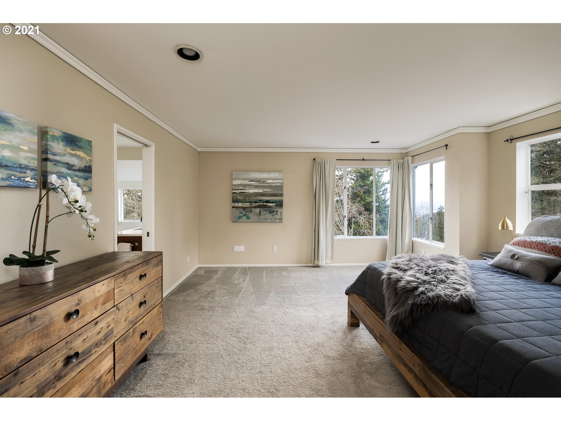 7430 Northwest Penridge Road Portland, OR 97229 - Photo 14 of 29