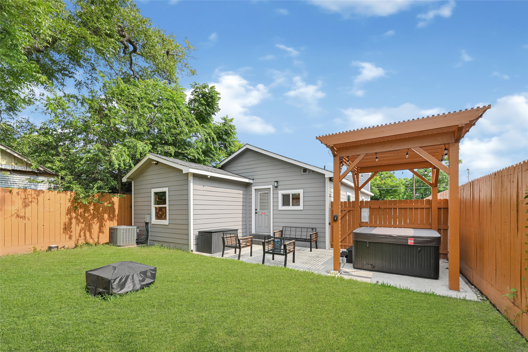 822 East 32nd Street Houston, TX 77022 - Photo 23 of 23