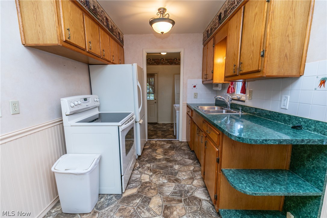 504 Metcalf Road Elyria, OH 44035 - Photo 31 of 32 Gallery Image 31