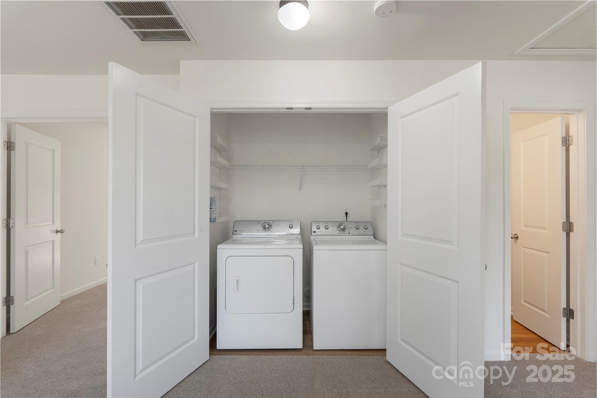 858 Rook Road Charlotte, NC 28216 - Photo 36 of 43