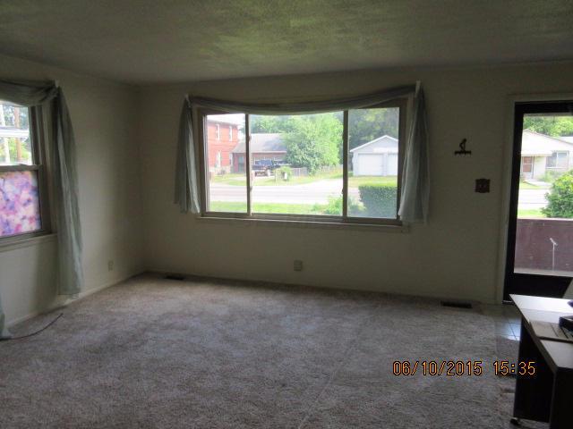 1908 Cherry Valley Road Newark, OH 43055 - Photo 5 of 35 Gallery Image 5