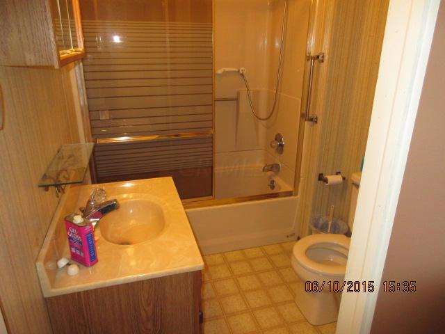 1908 Cherry Valley Road Newark, OH 43055 - Photo 9 of 35 Gallery Image 9