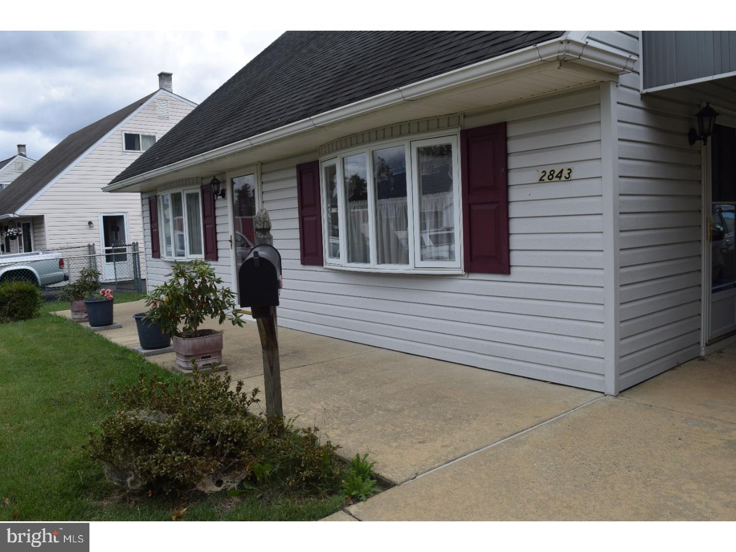 2843 Neptune Road Philadelphia, PA 19154 - Photo 3 of 21 Gallery Image 3