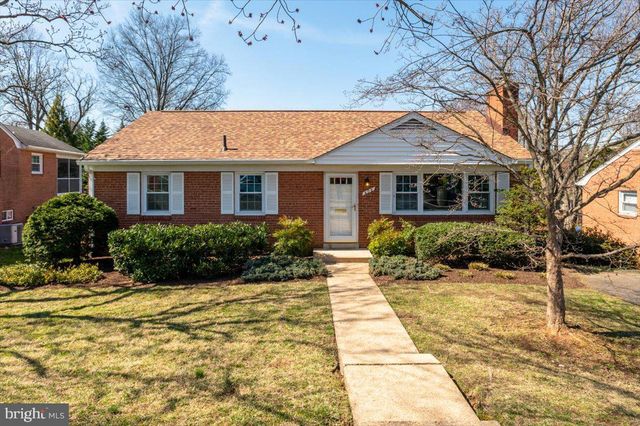 $1,020,000 | 608 Putnam Place, Alexandria, VA 22302