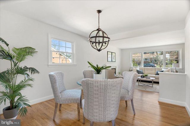 $1,020,000 | 608 Putnam Place, Alexandria, VA 22302