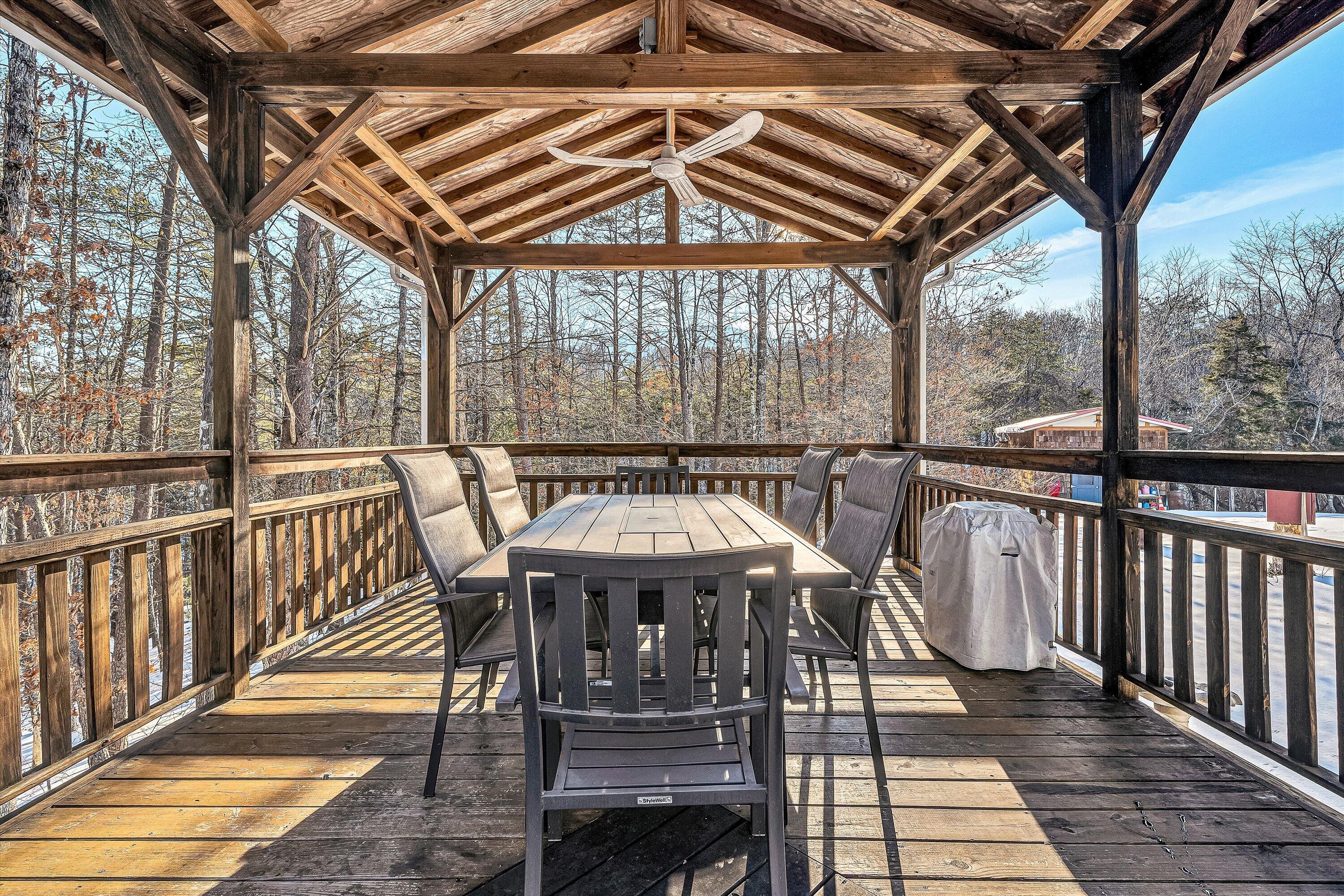 3120 Carvins Cove Road Salem, VA 24153 - Photo 43 of 65 47-VM-09246