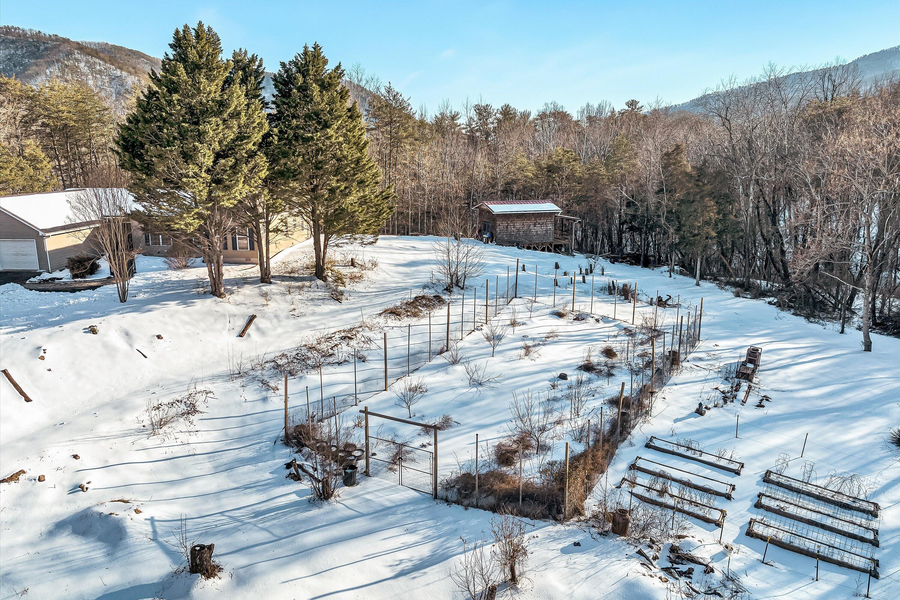 3120 Carvins Cove Road Salem, VA 24153 - Photo 46 of 65 53-VM-0119