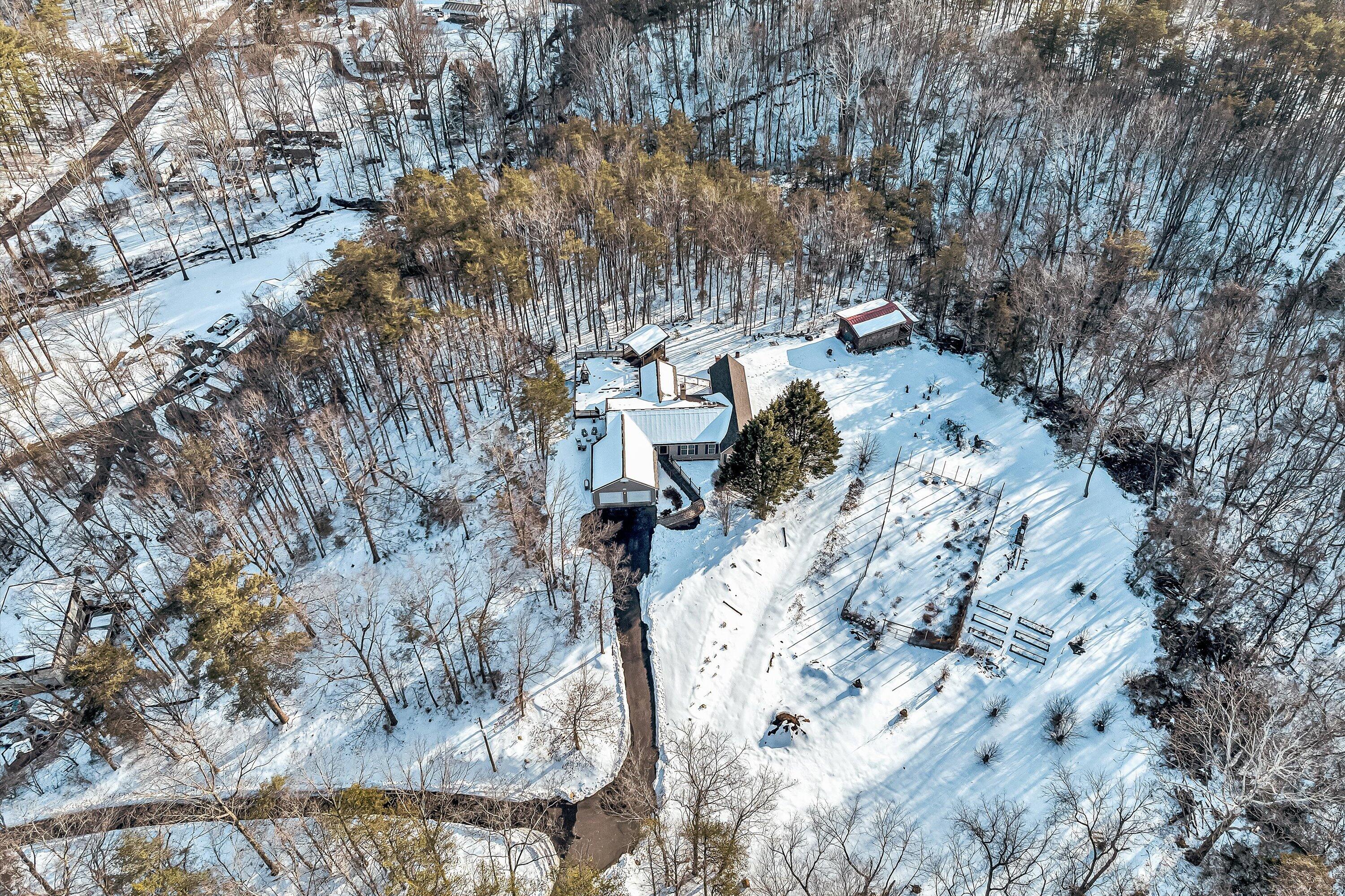 3120 Carvins Cove Road Salem, VA 24153 - Photo 51 of 65 55-VM-0113