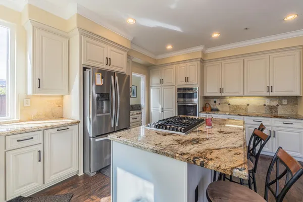 $1,195,000 | 18300 Meadow Song Way, Salinas, CA 93908