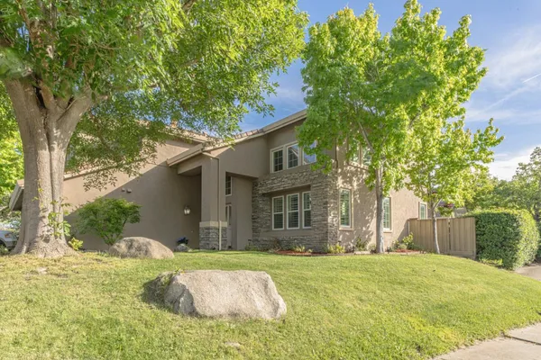 $1,195,000 | 18300 Meadow Song Way, Salinas, CA 93908