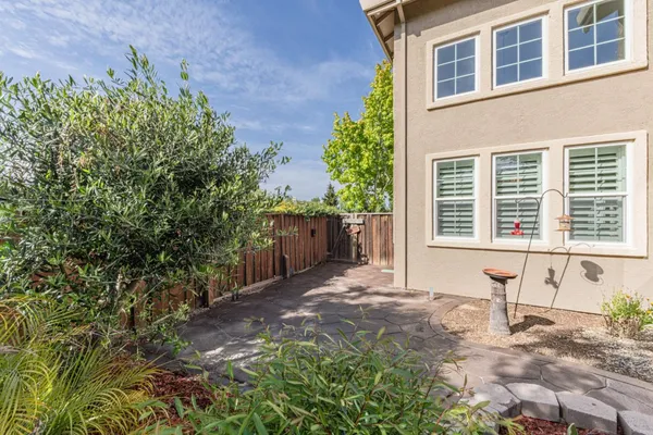$1,195,000 | 18300 Meadow Song Way, Salinas, CA 93908
