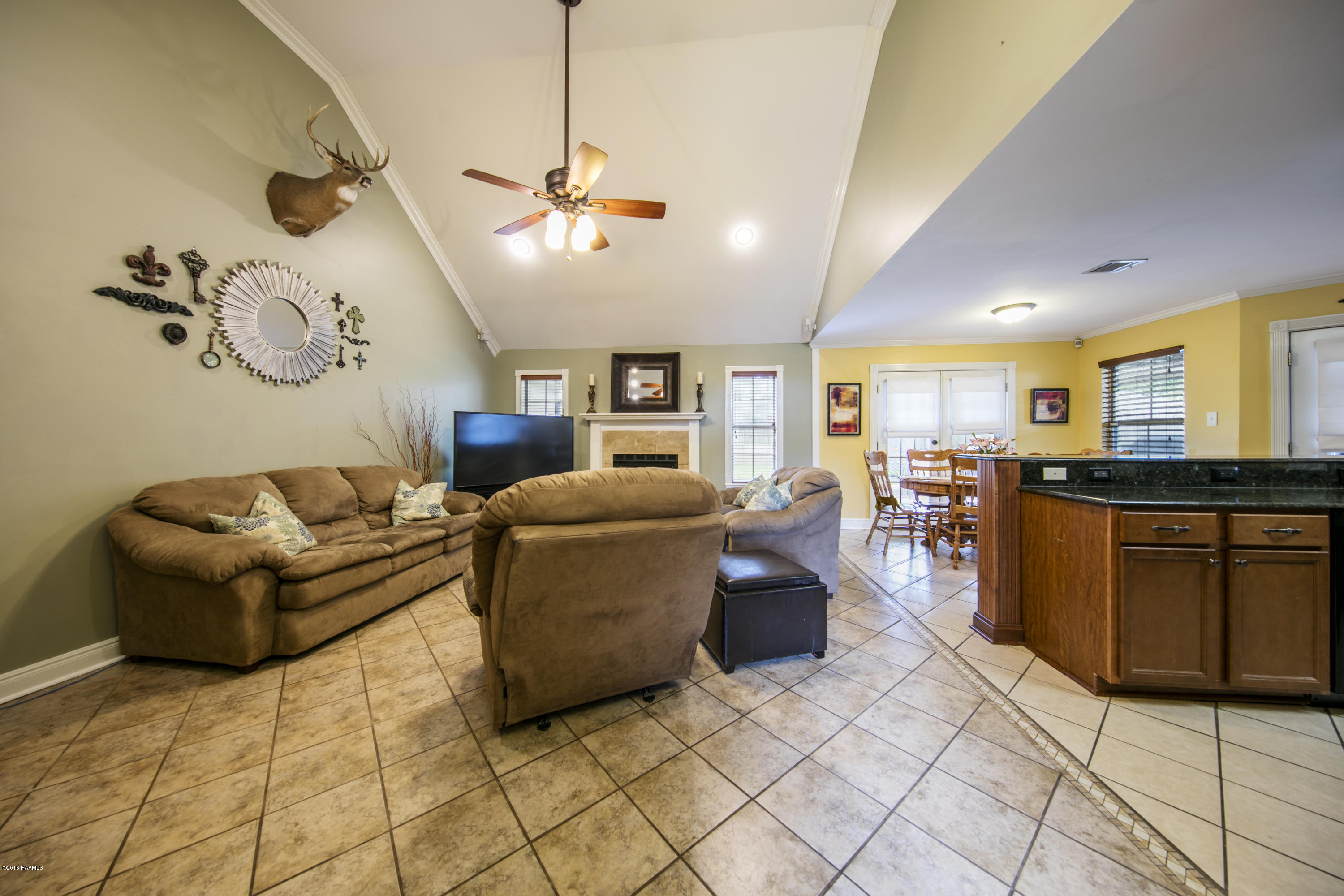 114 Conquest Road Youngsville, LA 70592 - Photo 3 of 22 2 entry 1