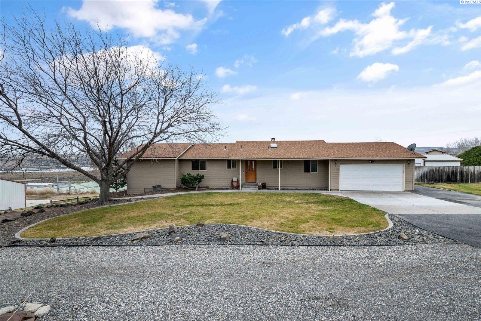101505 East Reata Road Kennewick, WA 99338 - Photo 1 of 48 Gallery Image 1